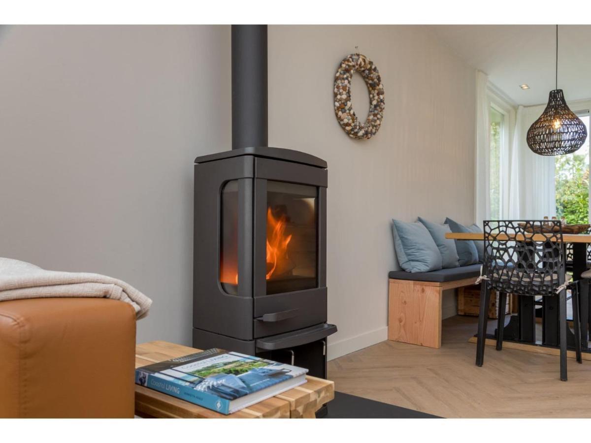 Beautiful Holiday Home With Sauna In A Quiet Wooded Area In Oostkapelle Exterior foto