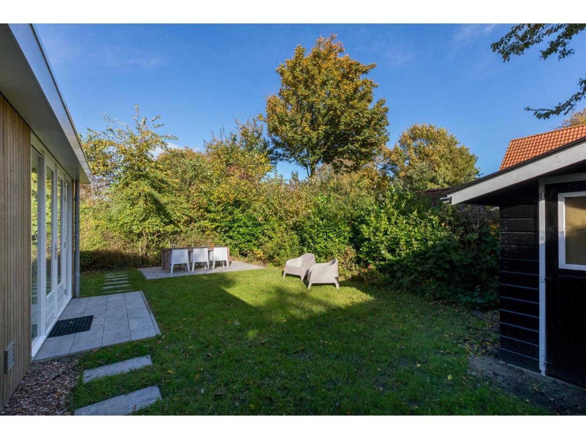 Beautiful Holiday Home With Sauna In A Quiet Wooded Area In Oostkapelle Exterior foto